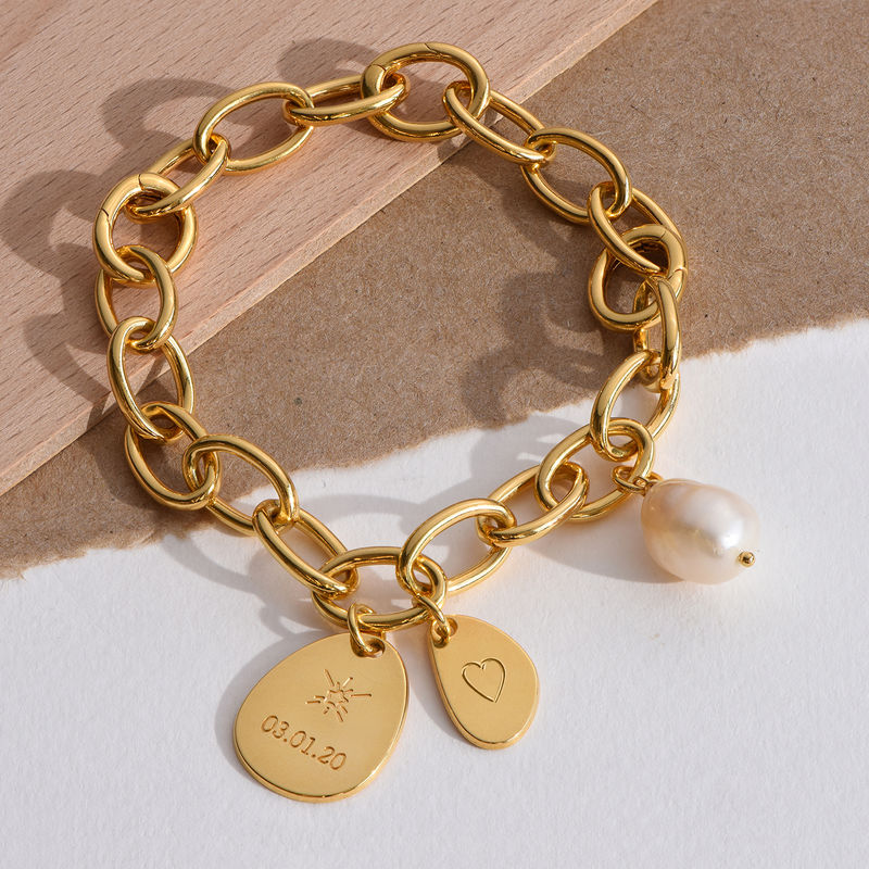 Personalized Round Chain Link Bracelet with Engraved Charms in 18K Gold Vermeil-3 product photo