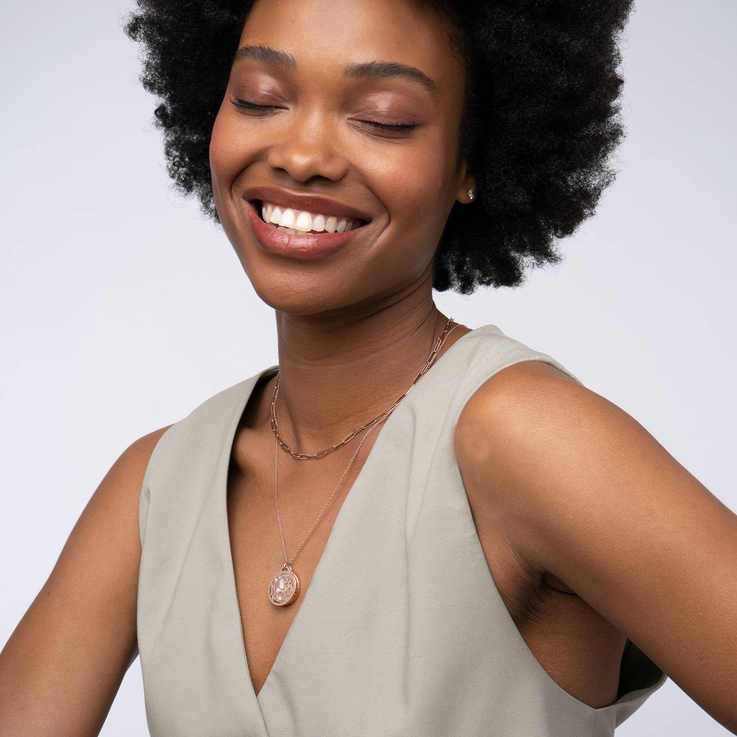 10k Gold Old English Name Necklace test-5 product photo