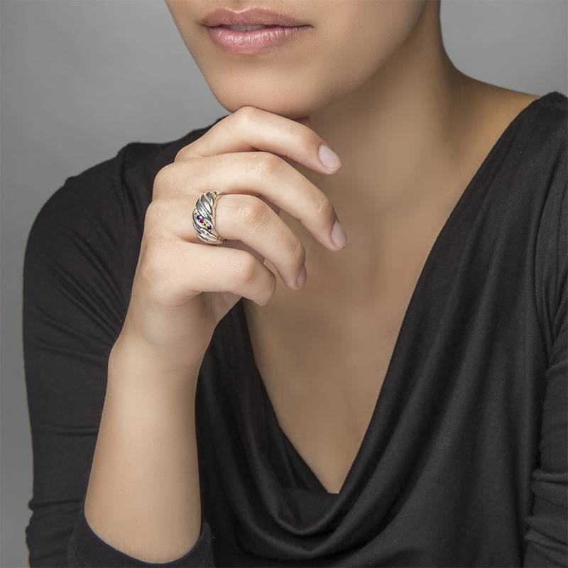 Six Stone Mother's Ring-4 Six Stone Mother's Ring-4 product photo